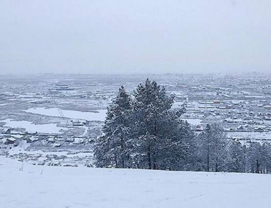 माइनस 60 डिग्री तापमान: टूटा थर्मामीटर, पलकों पर जमी बर्फ