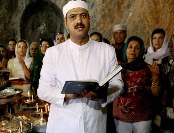 देखें: अपने ही मुल्क ईरान से कैसे बेदखल हुए पारसी!