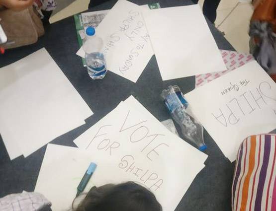 Bigg Boss: लाइव वोटिंग में शिल्पा-विकास का क्रेज, फैंस की भीड़ उमड़ी