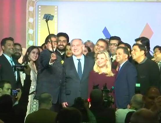 देखें, शलोम बॉलीवुड में सितारों संग नेतन्याहू की सेल्फी