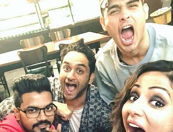 मिस्ट्री गर्ल के साथ विकास गुप्ता का किसिंग पोज, वीडियो वायरल