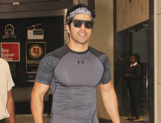 मीरा राजपूत और मीशा का जवाब नहीं, यूं HELLO कहती दिखीं करीना