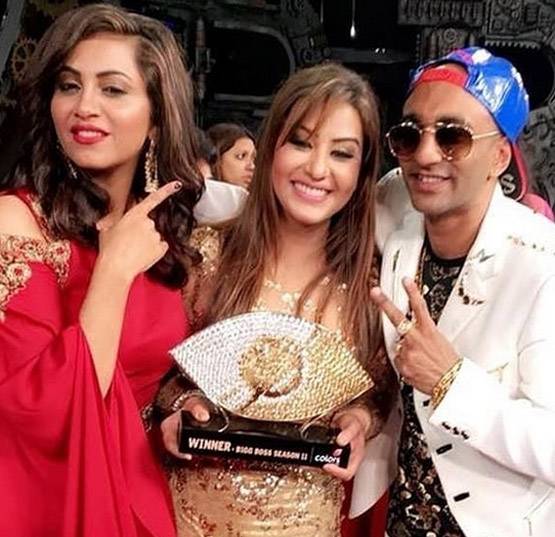 Bigg Boss पार्टी में कंटेस्टेंट से छेड़छाड़, सलमान के स्टाफ पर आरोप