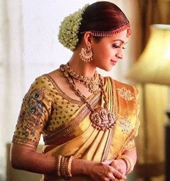 मलयालम एक्ट्रेस भावना ने लिए 7 फेरे, प्रियंका ने ऐसे दी बधाई