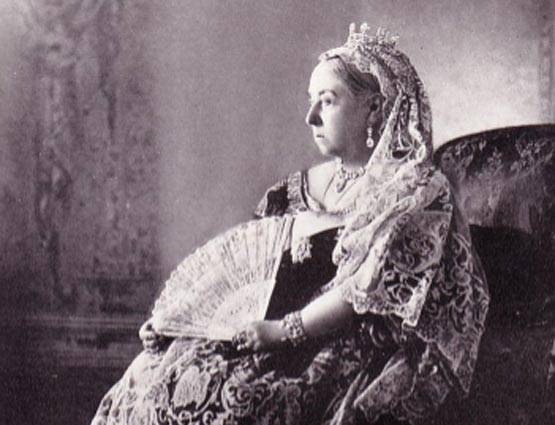 दुनिया की पहली महारानी थीं विक्टोरिया, अकेले में नहीं मिल सकते थे पुरुष