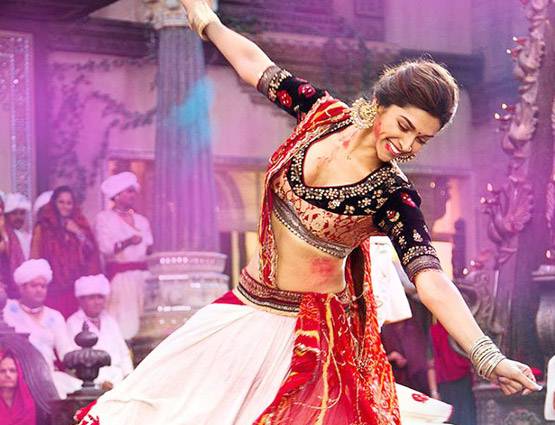 करोड़ों में हैं दीपिका के फैन, नाक काटने के लिए रखा गया था इनाम