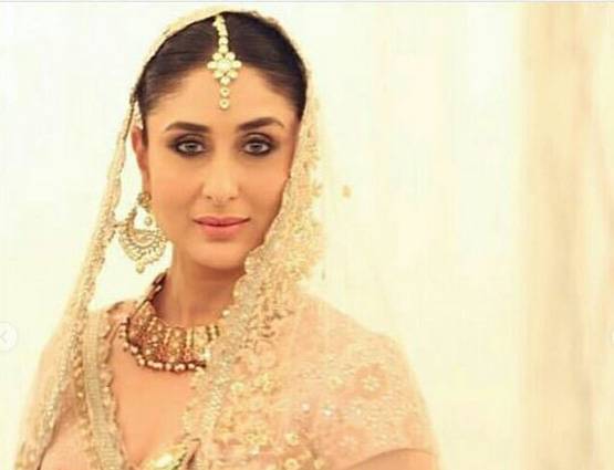 फिर दुल्हन बनीं करीना कपूर खान, फोटोज में देखें रॉयल LOOK