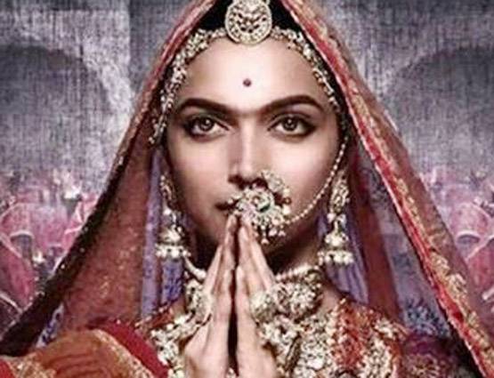 पद्मावती: सोशल मीडिया में केजरीवाल को बताया 'धरनावती'