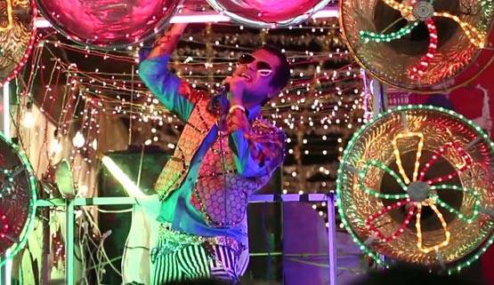 नवाजुद्दीन बने बैंड मास्टर, गाया-मैं शनि देव जैसा कुरूप...