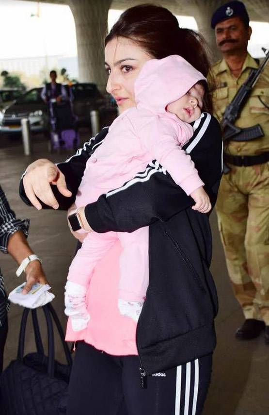 बेटी के साथ नजर आईं सोहा, क्यूटनेस में भाई तैमूर पर गई हैं इनाया