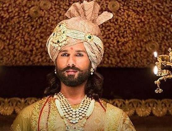 पेड शो से ही पद्मावत ने कमा लिए 5 करोड़, करणी सेना से नहीं डरे दर्शक