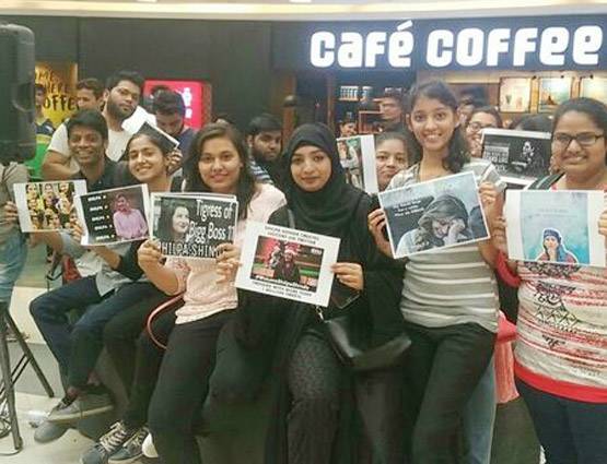 Bigg Boss: लाइव वोटिंग में बेकाबू हुई भीड़, खींचे हिना के बाल⁠⁠⁠⁠