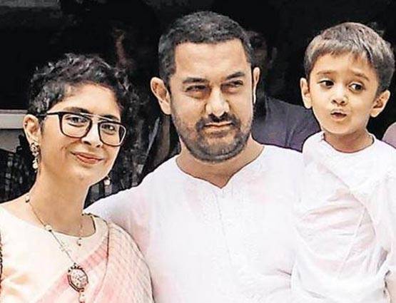 आमिर खान की दोनों पत्न‍ियां एक फ्रेम में, ऐसे हुई मुलाकात