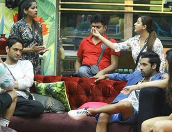 बिग बॉस-11 की 10 गंदी बात, कभी नहीं करना चाहेंगे याद