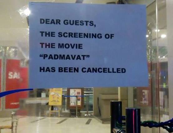 पद्मावत पर बवाल से कई इलाकों में कर्फ्यू जैसा माहौल, डरे हुए हैं लोग