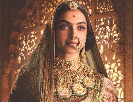 पद्मावत विवाद के बाद दीपिका का ऐलान- नहीं करेंगे ऐतिहासिक फिल्में