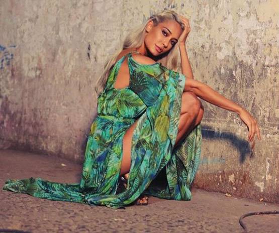 लीजा हेडन ने शेयर की बेटे की फोटो, फिर छि‍पाया चेहरा