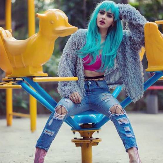 इस लुक पर ट्रोल हुईं रागिनी MMS की एक्ट्रेस, लोगों ने नाम दिया 'चम्पावती'