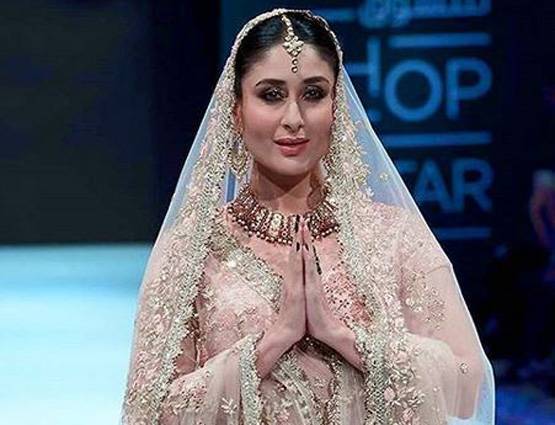 फिर दुल्हन बनीं करीना कपूर खान, फोटोज में देखें रॉयल LOOK