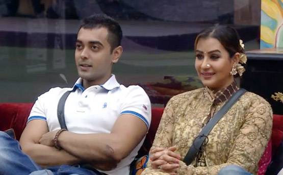 Bigg Boss: ये फैसला आकाश को छोड़कर सबके लिए बना खतरा
