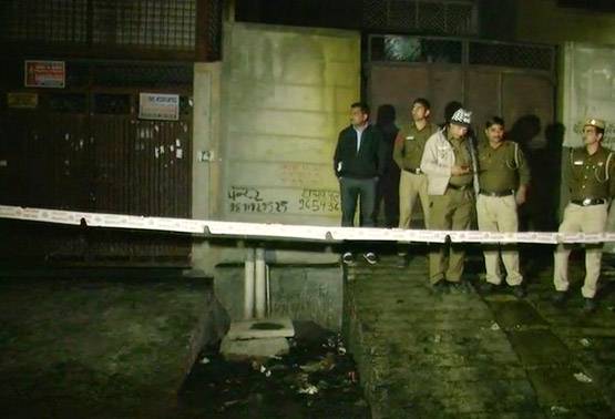 बवाना अग्निकांड की 15 PHOTOS, जिंदा जल मरे 17 मजदूर