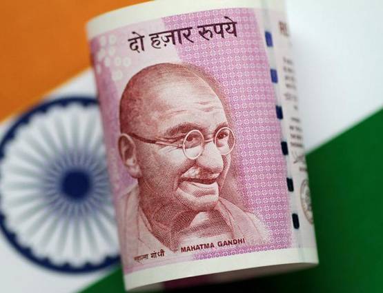 2000 का नोट हो रहा बंद? जानिए ऐसे ही 5 वायरल मैसेज का सच