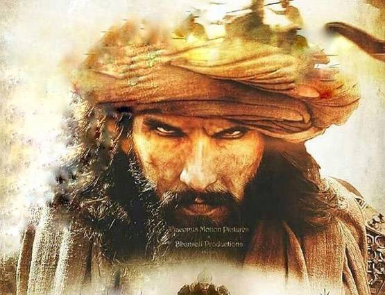 टीवी सिलेब्स ने देखी पद्मावत, कहा- सबको ये फिल्म देखनी चाहिए