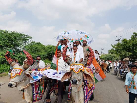 कुछ ऐसे हैं गुजरात में कांग्रेस के नेता प्रतिपक्ष, तीन बार से हैं MLA