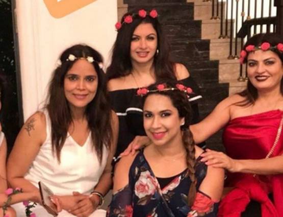 बॉलीवुड सेलेब्स ने ऐसे किया न्यू ईयर सेलिब्रेट, देखें PHOTOS