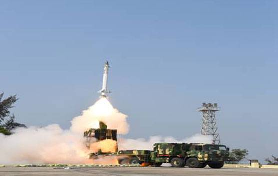 ये हैं भारतीय सेना के वो खतरनाक हथियार, जिनसे थर्राता है दुश्मन