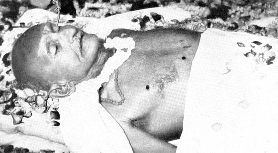 महात्मा गांधी की हत्या से ठीक पहले की दुर्लभ तस्वीरें