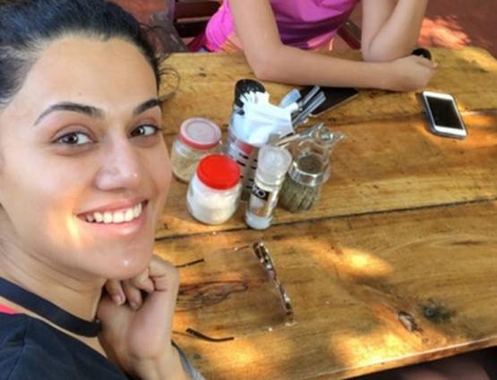 बॉलीवुड सेलेब्स ने ऐसे किया न्यू ईयर सेलिब्रेट, देखें PHOTOS