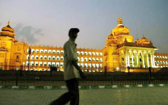 यहां जानिए- कितनी है आपके विधायक की सैलरी?