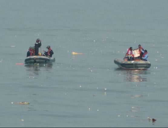 हादसों का शनिवार: कहीं नाव डूबी तो कहीं गिरा हेलिकॉप्टर