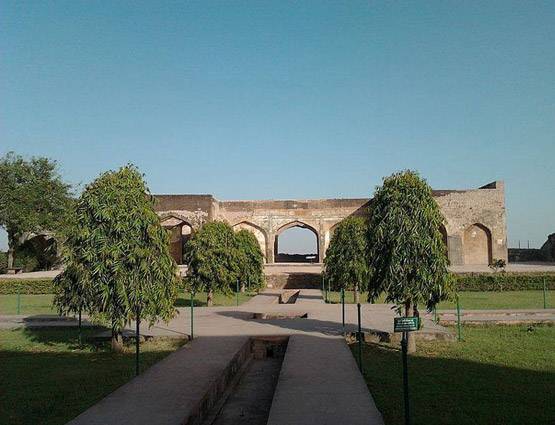 इस किले में मुमताज ने तोड़ा था दम, अब खुलेगा 25 साल बाद