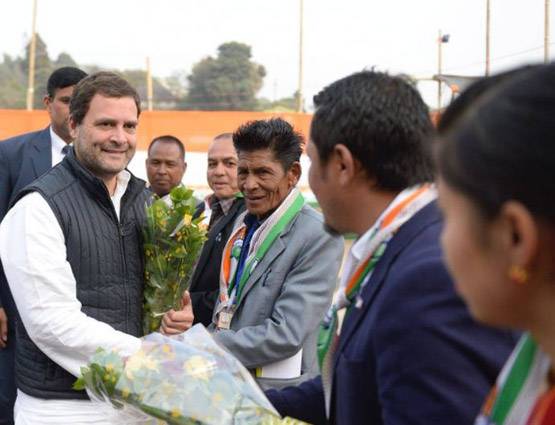 'रॉकस्टार राहुल', मेघालय दौरे पर कांग्रेस अध्यक्ष का अलग अंदाज