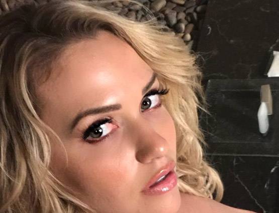 मिया माल्कोवा के भाई-पति भी हैं पोर्न स्टार, एक्ट्रेस की 15 PICS