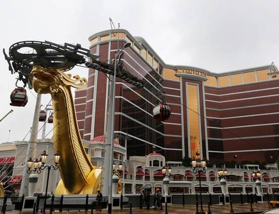 अरबपति बनाता था जबरन संबंध, करता था ऐसे डिमांड: रिपोर्ट