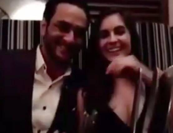 मिस्ट्री गर्ल के साथ विकास गुप्ता का किसिंग पोज, वीडियो वायरल