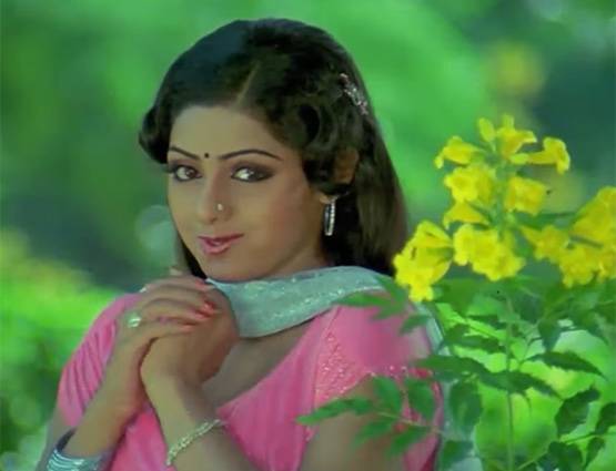 श्रीदेवी का फ़िल्मी सफर, ऐसे हवा हवाई लड़की से बन गईं जिम्मेदार 'मां'