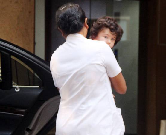 मम्मी करीना की तरह तैमूर भी हैं फिटनेस फ्रीक, लिया जिम मेंमबरशिप!