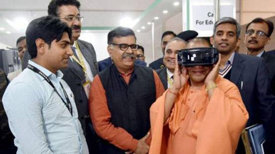 देखें: मोदी-योगी ने चालू किया मिशन 2019 के लिए 'विकास का इंजन'