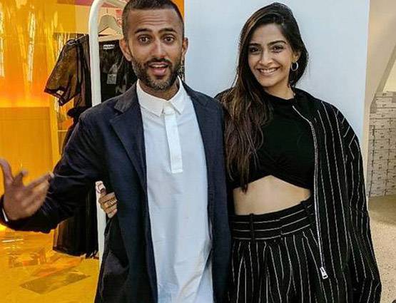 सोनम का पसर्नल वीडियो लीक, बॉयफ्रेंड के साथ कर रही थीं ये बातें