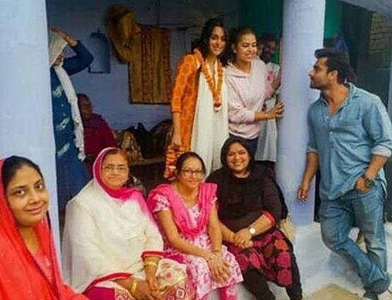 डेस्टिनेशन वेडिंग नहीं, देसी है सिमर की शादी का अंदाज, Photos