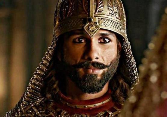 इन 5 वजहों से 300 करोड़ के पार हुई पद्मावत, एक वजह 'राजपूत' भी