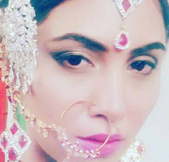 बिग बॉस के बाद ब्राइडल लुक में नजर आईं आवाम की चहेती अर्शी खान