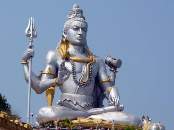 महाशिवरात्रि पर करें ये उपाय, मिलेगी तरक्की ही तरक्की