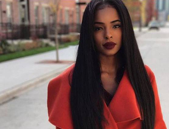 प्रियंका चोपड़ा की तरह दिखने वाली कौन है ये मॉडल? तस्वीरें वायरल