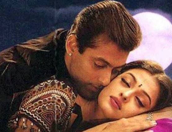 सलमान के लिए ऐश्वर्या ने छोड़ दिया था पैरेंट्स का घर