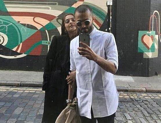 सोनम का पसर्नल वीडियो लीक, बॉयफ्रेंड के साथ कर रही थीं ये बातें